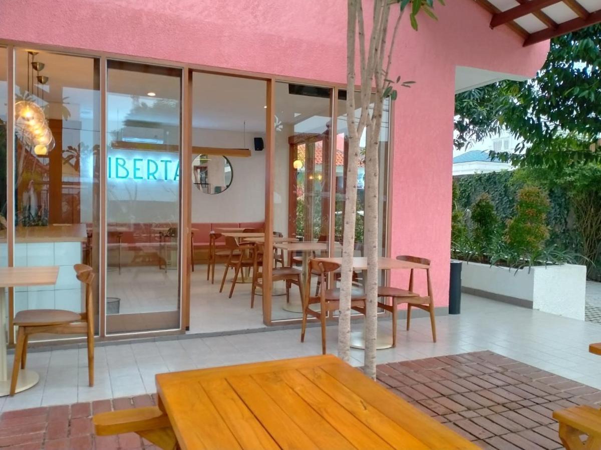 Liberta Malioboro South Hotel Jogjakarta Buitenkant foto